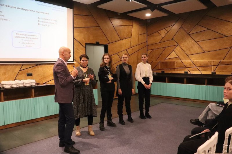 photo1669969873 (1).jpeg